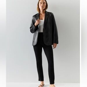 NWT Quince Ultra-Stretch Ponte Straight Leg Pants in Black